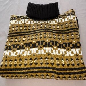 J.Lindeberg Black and Brown Turtleneck Sweater